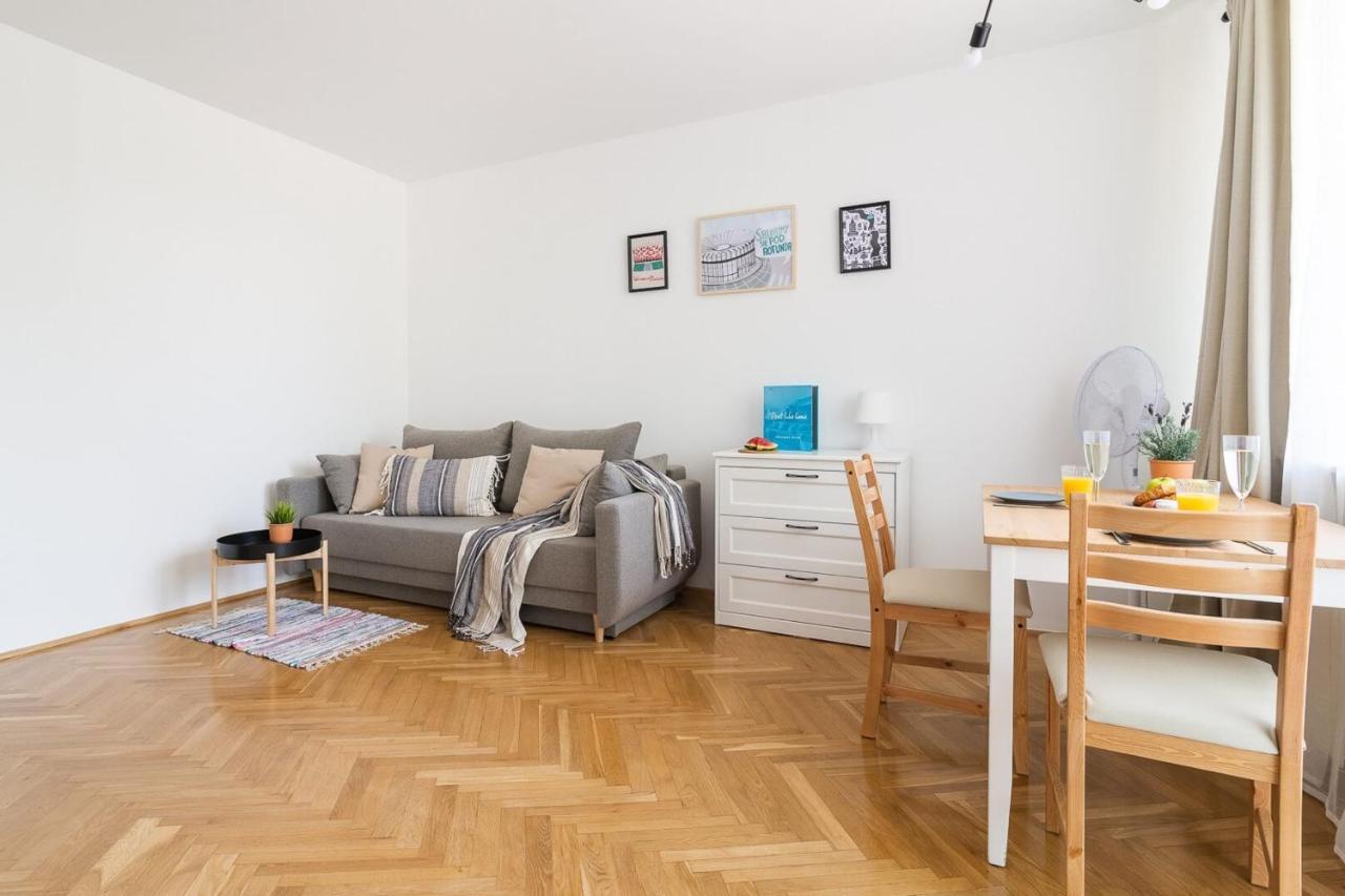Rent Like Home - Pawia 36 Warsaw Exterior photo